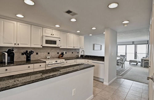 Bethany Beach Condo | Beautiful Views in the 2 bedroom Penthouse Condo in Sea Colony East! Ocean View, Private Beach, Wifi, Fitness Center, Pools!