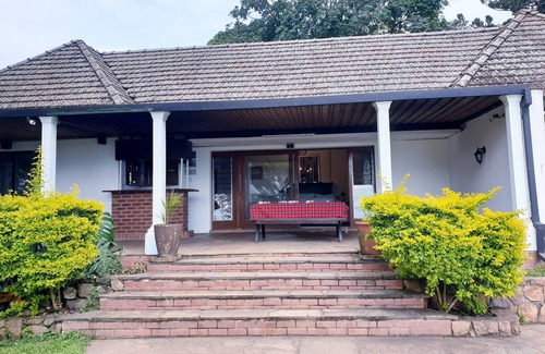 Botha's Hill Villa | Beautiful villa with the best view of 1000 hills