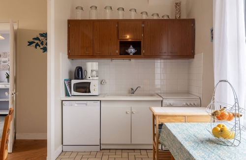 Valmont House | Beautiful villa for 6 guests with WIFI, TV and pets allowed