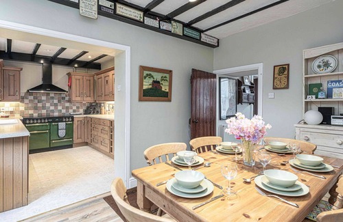 Gwynedd- Snowdonia House | Beautiful villa for 7 people with WIFI, terrace and pets allowed