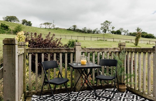 Devils Bridge House | Beautiful villa for 19 guests with WIFI, hot tub and pets allowed