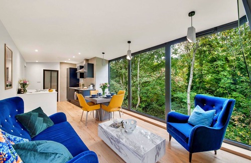 Cragg Vale House | Beautiful villa for 6 people with WIFI, TV, balcony and pets allowed
