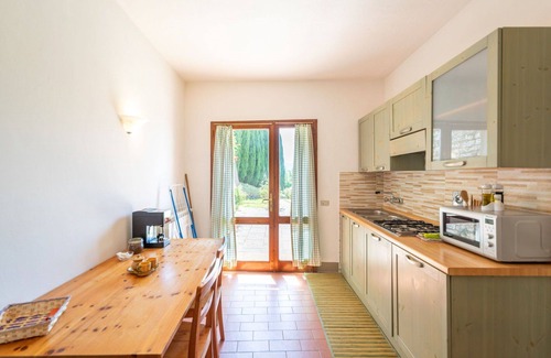 Montebonello House | Beautiful villa for 14 guests with A/C, private pool, WIFI, TV, pets allowed and panoramic view
