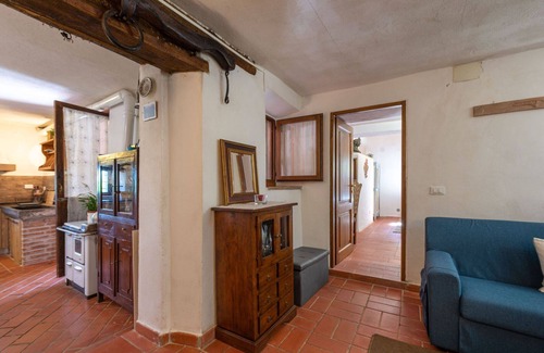 Massa Marittima House | Beautiful villa for 11 people with WIFI, private pool, TV, terrace and pets allowed