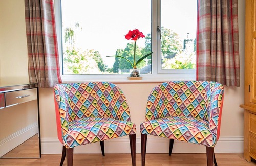 Hawes House | Beautiful villa for 16 guests with WIFI, terrace and pets allowed