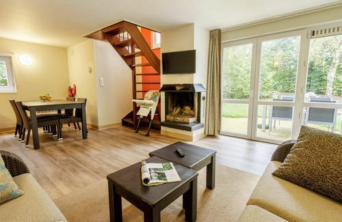 Vielsalm House | Beautiful villa for 4 guests with pool, WIFI, TV, terrace and parking