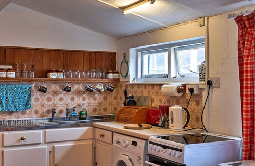 Sennen Cove House | Beautiful villa for 4 guests with WIFI