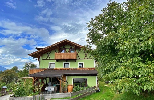 Leithen Villa | Beautiful villa for 4 people with WIFI, TV and balcony