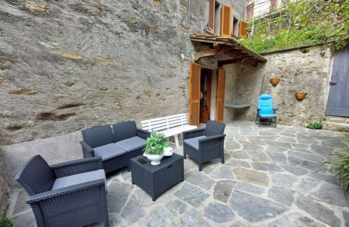 Stazzema House | Beautiful villa for 5 people with WIFI, TV and terrace, close to Forte Dei Marmi