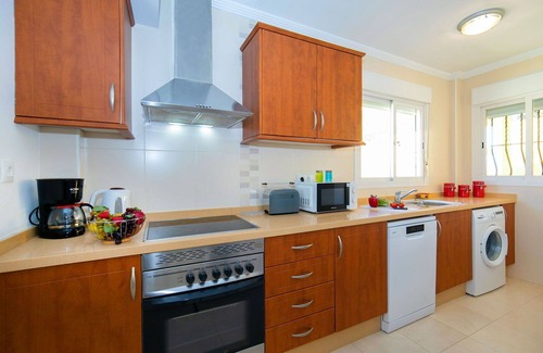 Jalon House | Beautiful villa for 6 guests with WIFI, pool, A/C, TV and terrace