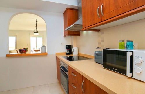 Jalon House | Beautiful villa for 6 guests with WIFI, pool, A/C, TV and terrace
