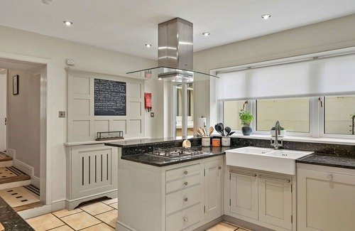 Sidmouth House | Beautiful villa for 8 people with WIFI and terrace