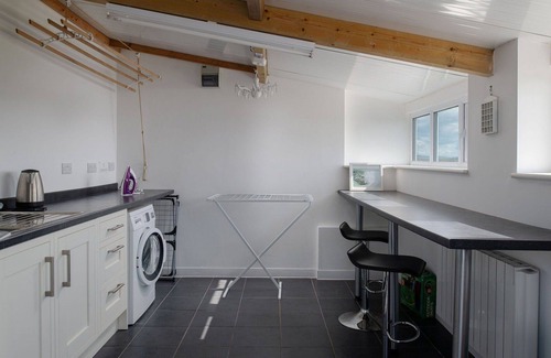 Garn Fadryn House | Beautiful villa for 8 people with WIFI, TV and balcony
