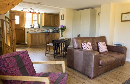 Llangollen House | Beautiful villa for 2 people with WIFI, TV and pets allowed