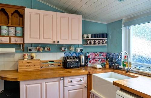 St. Dennis House | Beautiful villa for 4 people with WIFI and pets allowed