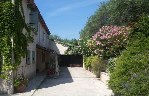 Chateauneuf-Grasse Villa | Beautiful villa, 5 ensuite BRs in Châteauneuf-Grasse