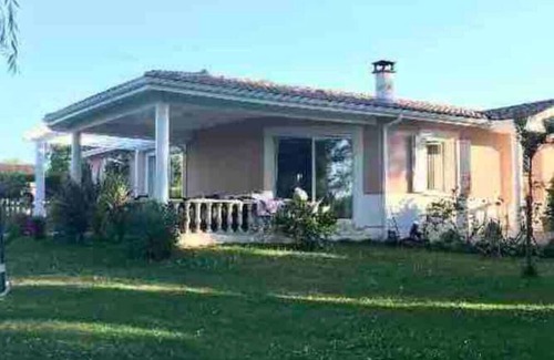 La Sauve Villa | Beautiful villa (garden + pool + pétanque + bar)