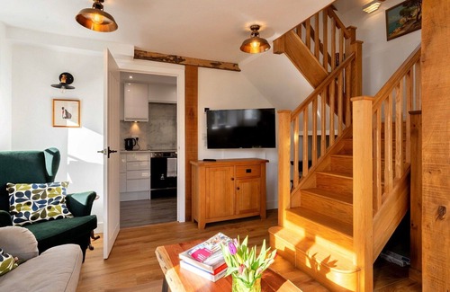 Chilton Foliat House | Beautiful villa for 4 people with WIFI, terrace and pets allowed