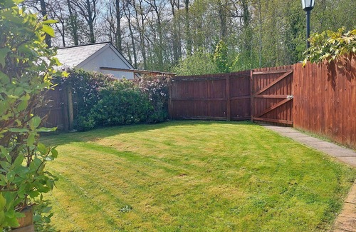 Liverton House | Beautiful villa for 6 people with pool, WIFI, hot tub