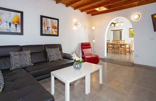 Conil House | Beautiful villa in a quiet area with private pool