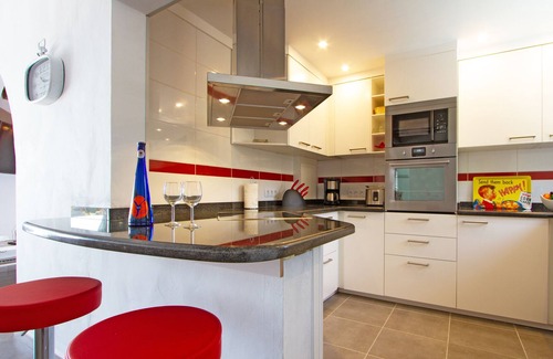 Conil House | Beautiful villa in a quiet area with private pool