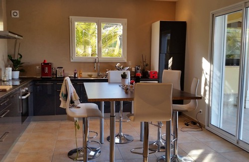 Beziers Villa | Beautiful villa in great calm with swimming pool