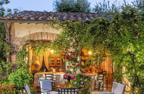 Montepulciano Villa | Beautiful villa with swimming pool, ideal for groups