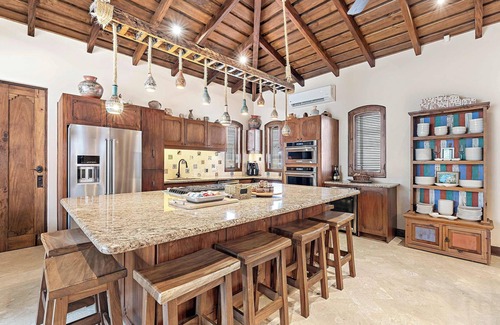 Las Catalinas Villa | Beautiful Villa, Walk to Beach!