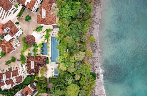 Las Catalinas Villa | Beautiful Villa, Walk to Beach!