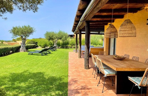 Sant Lluis House | Beautiful villa with relaxing sea views 10 minutes from the beach