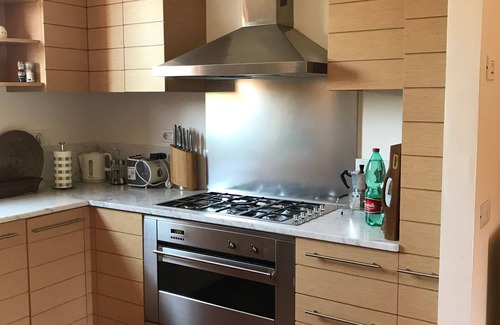 Montecarlo Villa | Beautiful villa with private pool, WIFI, TV, patio, pets allowed and panoramic view, close to L.