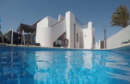 Caleta de Fuste Villa | Beautiful Villa with Private Pool