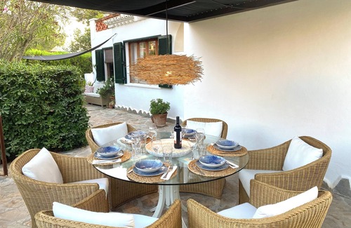 Puerto de Pollensa Villa | Beautiful villa with swimming pool very close to the beach of Hotel Illa D'Or.