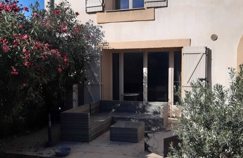Peret House | Beautiful vineyard house completely renovated