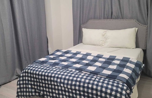 Fort Gary House | Beautiful walk-out basement 1 bedroom apartment with new appliances.