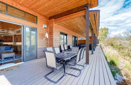 Pagosa Springs House | Beautiful waterfront townhome w/river & mountain views