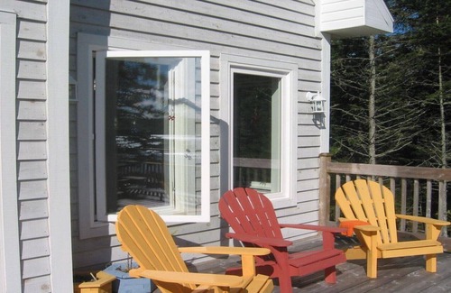 Chester House | Beautiful Waterfront Home in Chester Basin on Mahone Bay Coast -