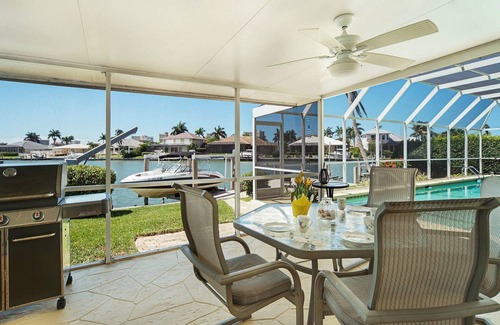 Marco Island House | Beautiful waterfront home with big, private pool close to Tigertail Beach.