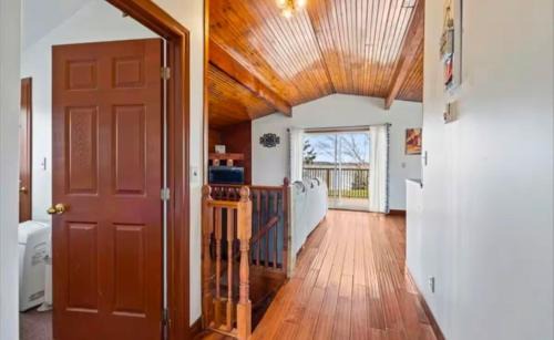Greater Napanee House | Beautiful Waterfront Family Escape!