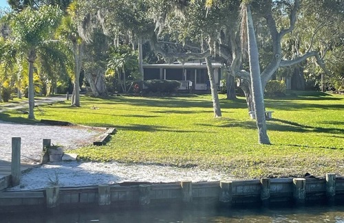 Sebastian River Heights House | Beautiful waterfront bungalow. Great for family vacation or couples fishing week