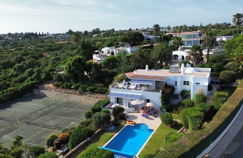 Carvoeiro Villa | Beautiful, well maintained villa, pool and attractive garden, near Carvoeiro.