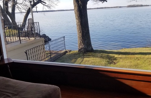 Melrose Cabin | Beautiful Year Round Historic Cabin on Big Birch Lake