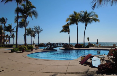 Benito Juarez Condo | Beautiful1 bedroom located at Estrella del Mar private golf course w/ocean view!