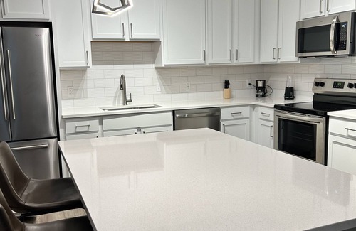 Highlands Apartment | BeautifulApartmentNeartheAirport&RiverCity