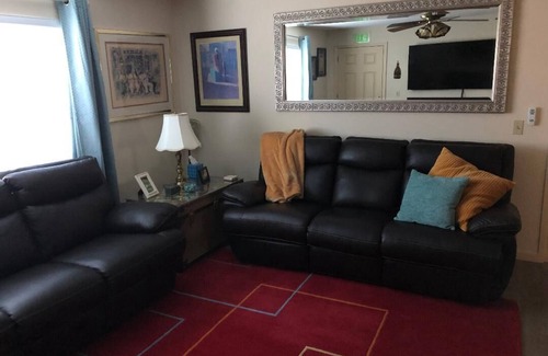 Vallejo Apartment | Beautifully Appointed Spacious Studio. Minutes from Napa Valley, Sonoma, & SF
