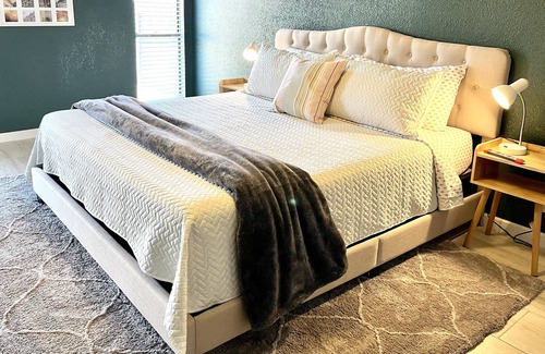 Heritage House | Beautifully Designed Home by SeaWorld & Lackland