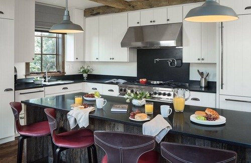 Teton Village Villa | Beautifully furnished lodge located at Shooting Star in Teton Village