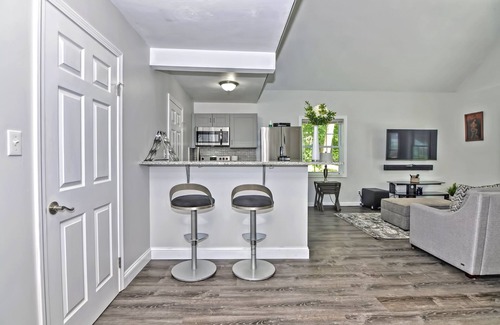Andover House | Beautifully Furnished Private Retreat in Andover!