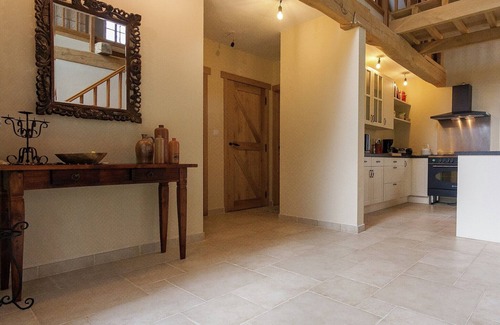 Auriac House | Beautifully located country house with heated pool