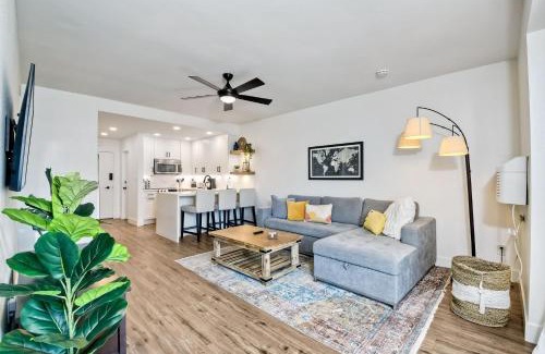 Carlsbad House | Beautifully Remodeled - Private Balcony - Pool View - BBQ Access - Gated Reserved Parking
